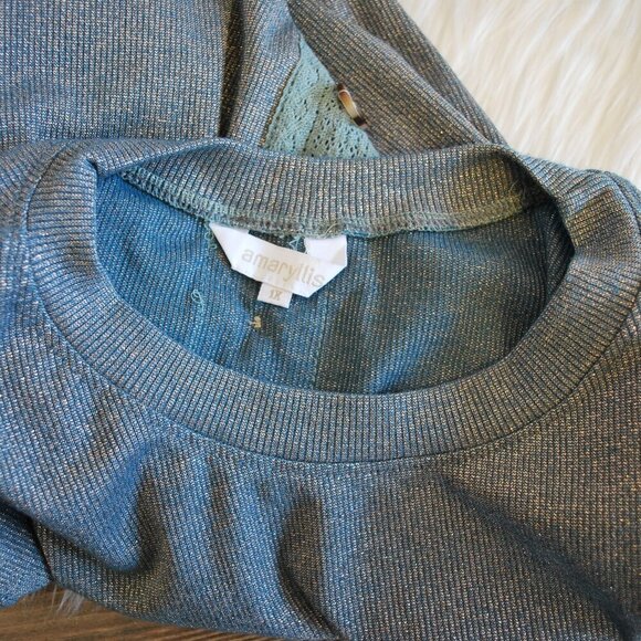 Amaryllis Women's Plus Size Gray/Blue Button Back Sweater 1X - Picture 5 of 5